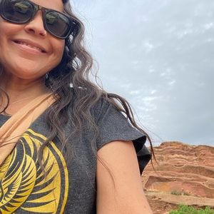 Meet your Posher, Deeds